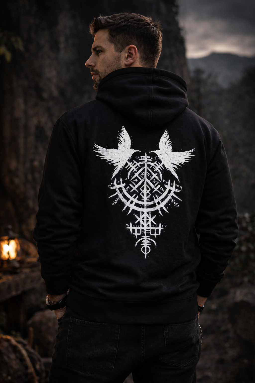 Hoodie Viking Premium – Héritage des Guerriers du Nord. - Nordikfuri
