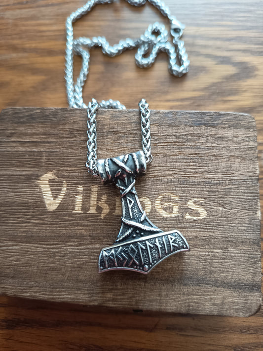 Collier Mjolnir Viking En Acier Inoxydable